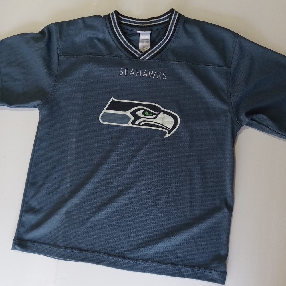 Seahwaks youth jersey like shirt size medium (10-12)